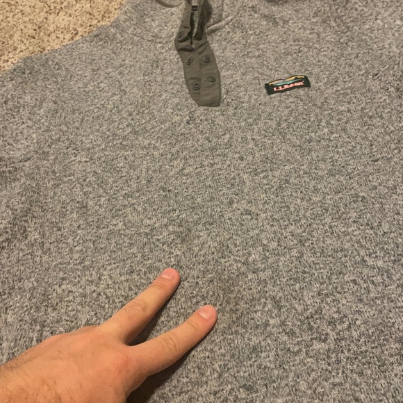 L.L. Bean slightly fitted pullover sweater men’s small - Picture 3 of 9